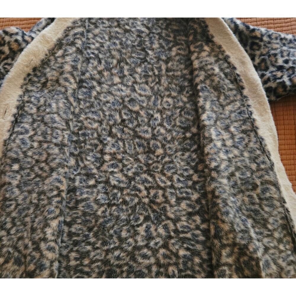 LOVERS & FRIENDS Francine Leopard Print Cardigan Size Small Pre-loved - Picture 11 of 12